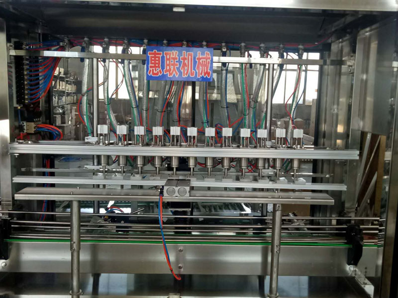 全自動調味品灌裝設備