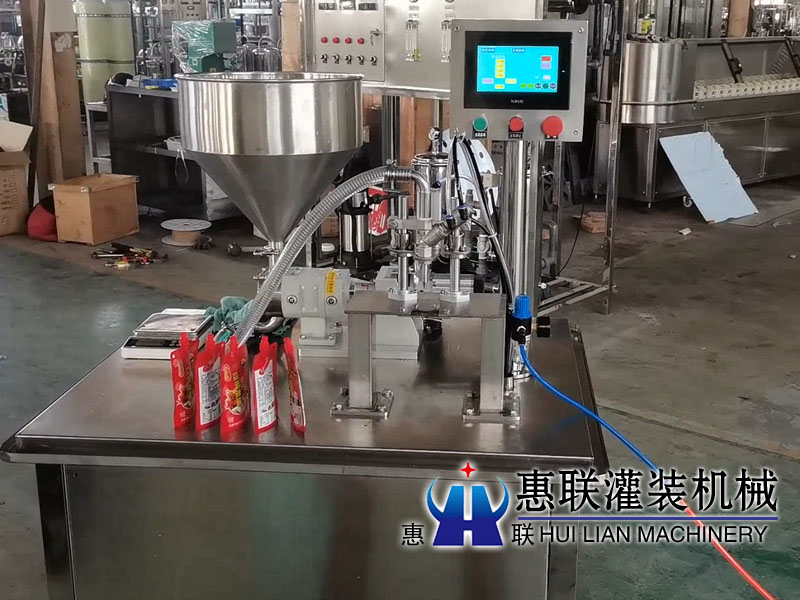 半自動轉子泵醬類灌裝機